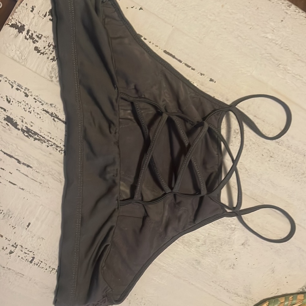 Bralette - Picture 2 of 2